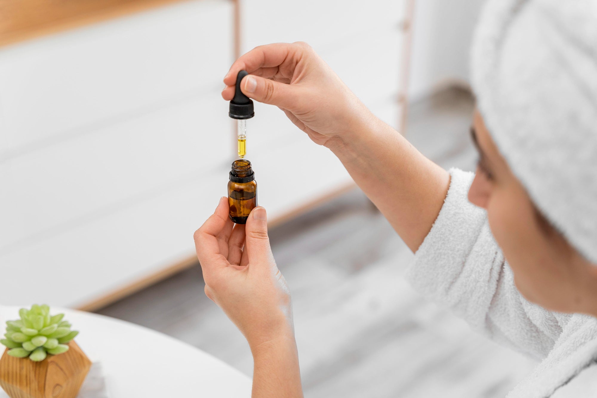 Why Your Vitamin C Serum Is Turning Yellow (And What To Do About It!)