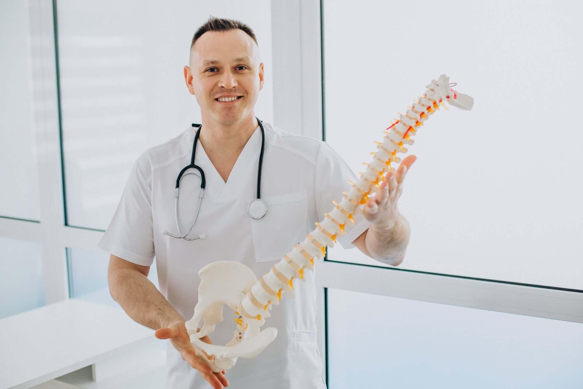 Unlocking the Secret to a Pain-Free Workday: Spine Care for Long Hours of Sitting