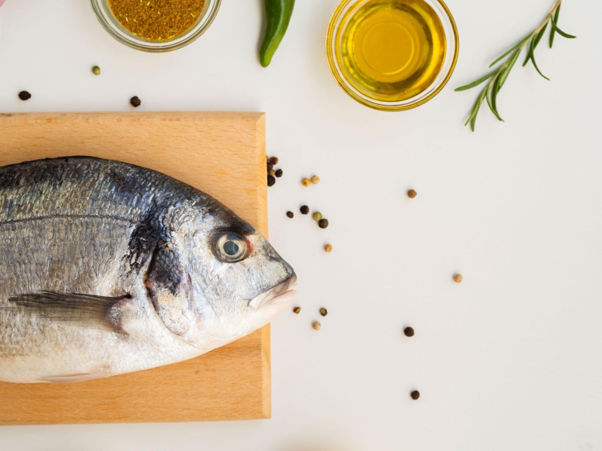 The Benefits of Fish Oil and Omega-3 Supplements: Essential or Exaggerated?