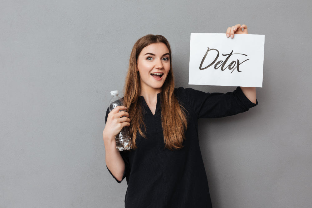 How to Recognize When Your Body Needs a Detox and How to Help It
