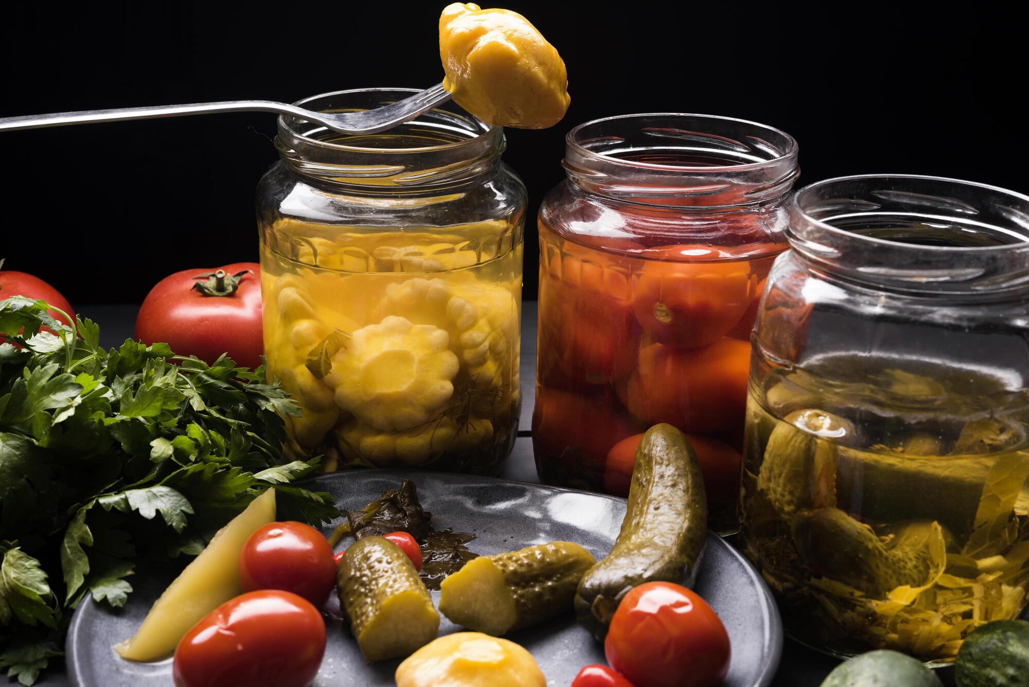 Do Fermented Foods Naturally Contain Digestive Enzymes and Probiotics?